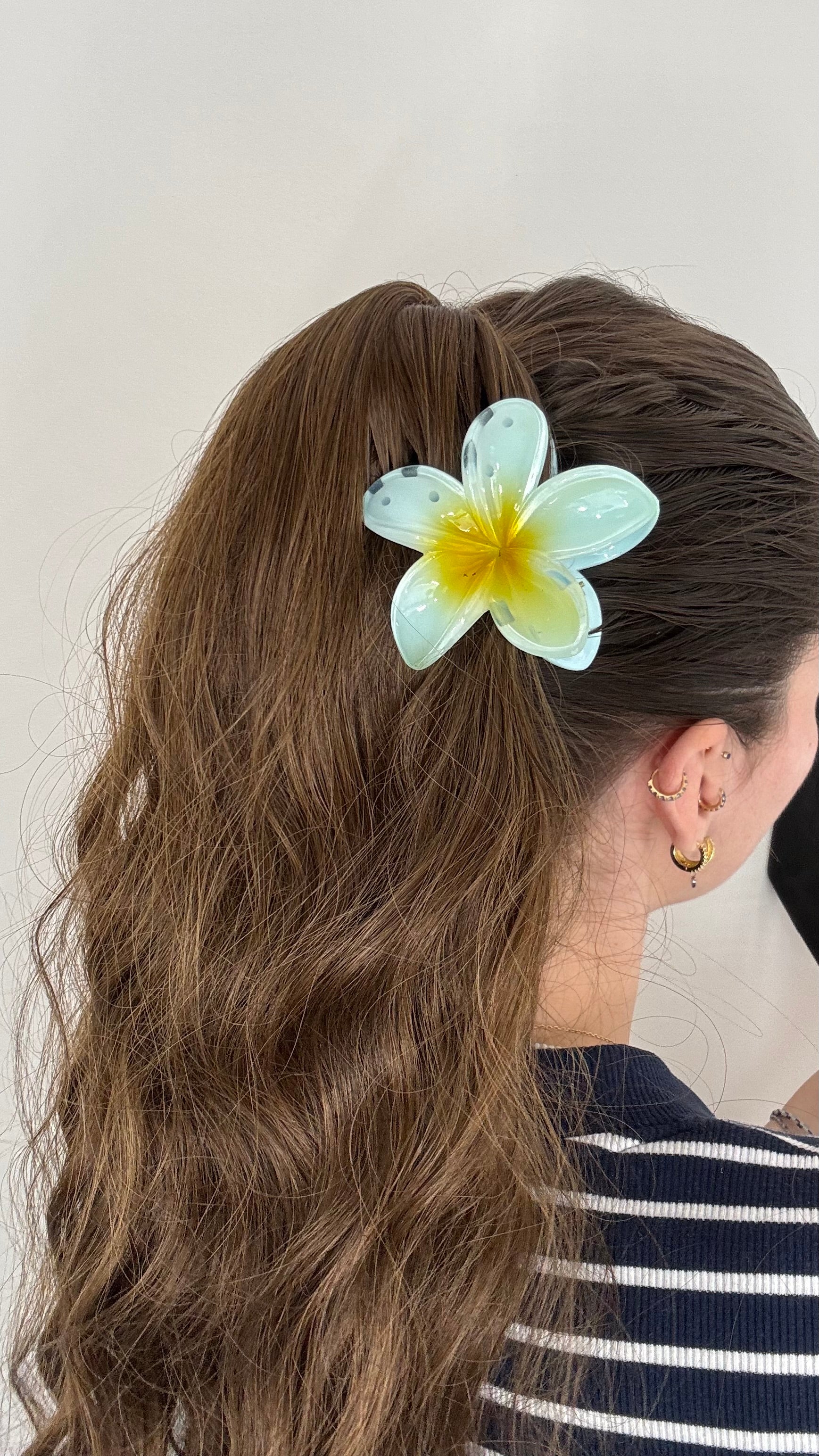 Pince Fleur frangipanier bleue